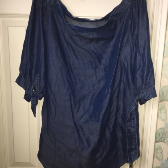 Strapless chambray top from Francesca’s. - Picture 1 of 3